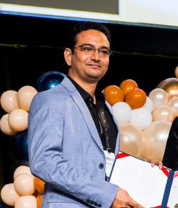 Dr Kaushal Kumar Bhagat accepting the award