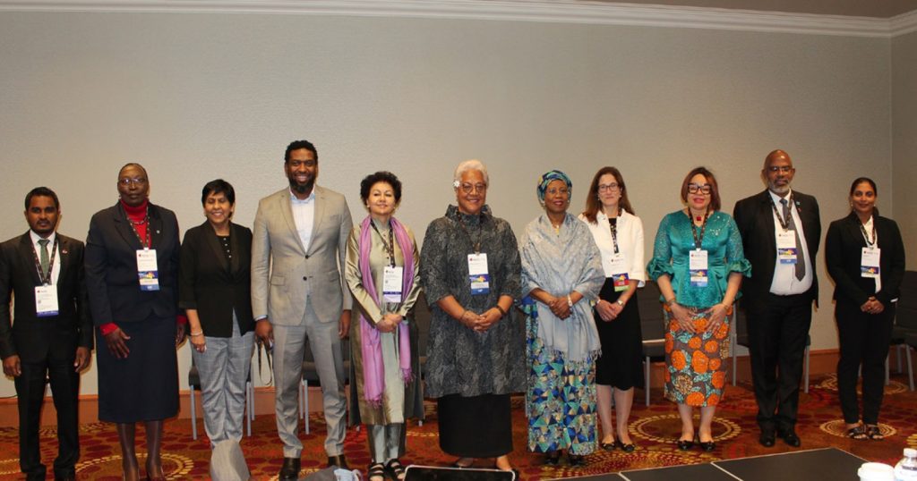 Participants of Ministerial Roundtable session