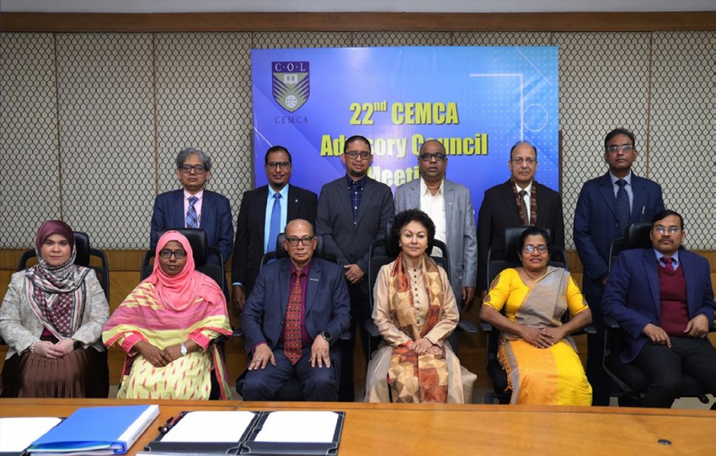 Participants of CEMCA Advisory Council meeting with Prof Asha Kanwar